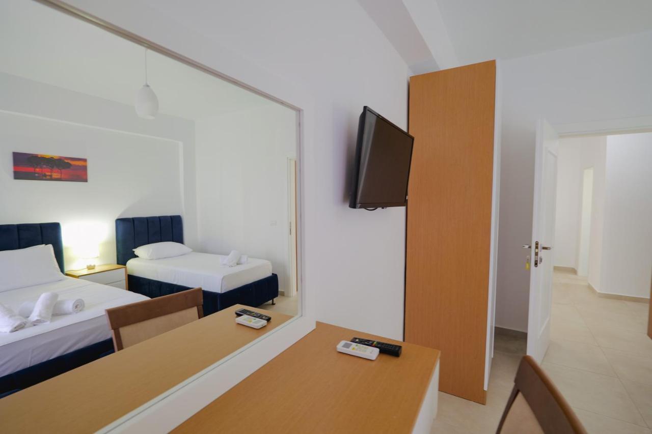 Violeta Apartments Ksamil Eksteriør billede