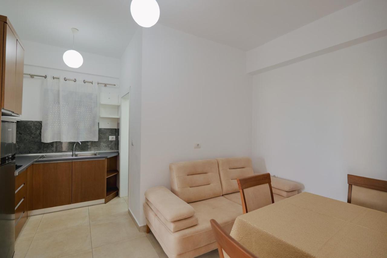 Violeta Apartments Ksamil Eksteriør billede